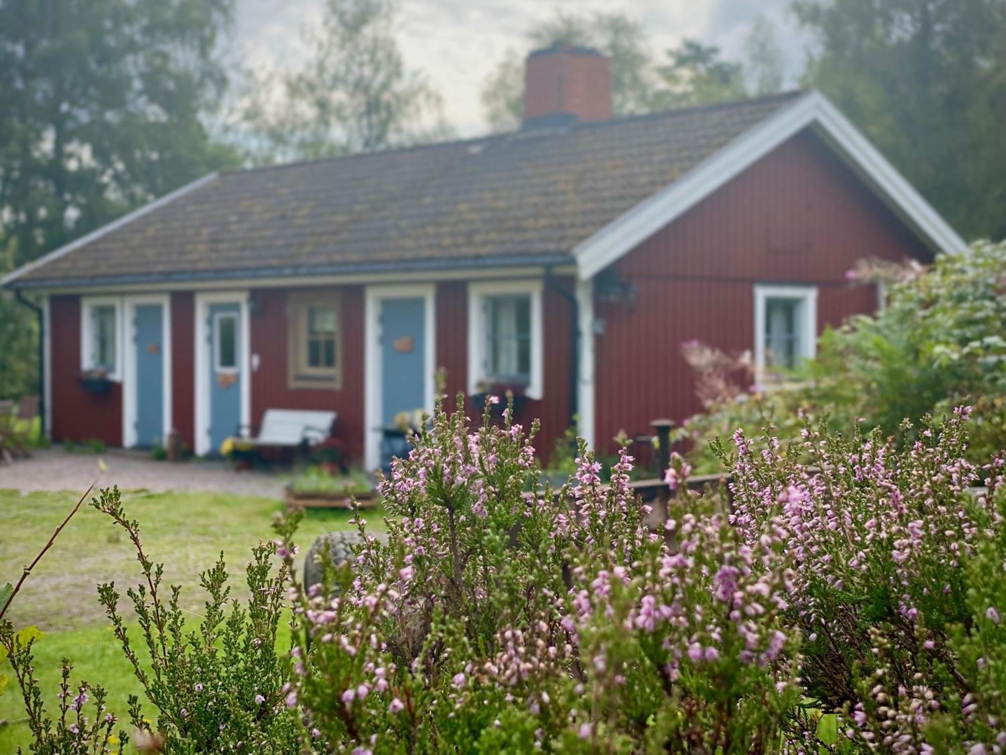 Ekologiska Fru Gran B&B I Tiveden Gardsjo Exterior foto